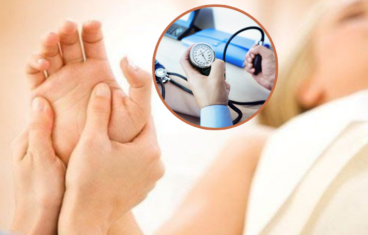 Xoa bóp bấm huyệt điều trị huyết áp thấp